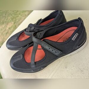 ECCO "Lynx" Mary Jane Flats, Wmn Sz 10.5 / EU 41, EUC!!!
